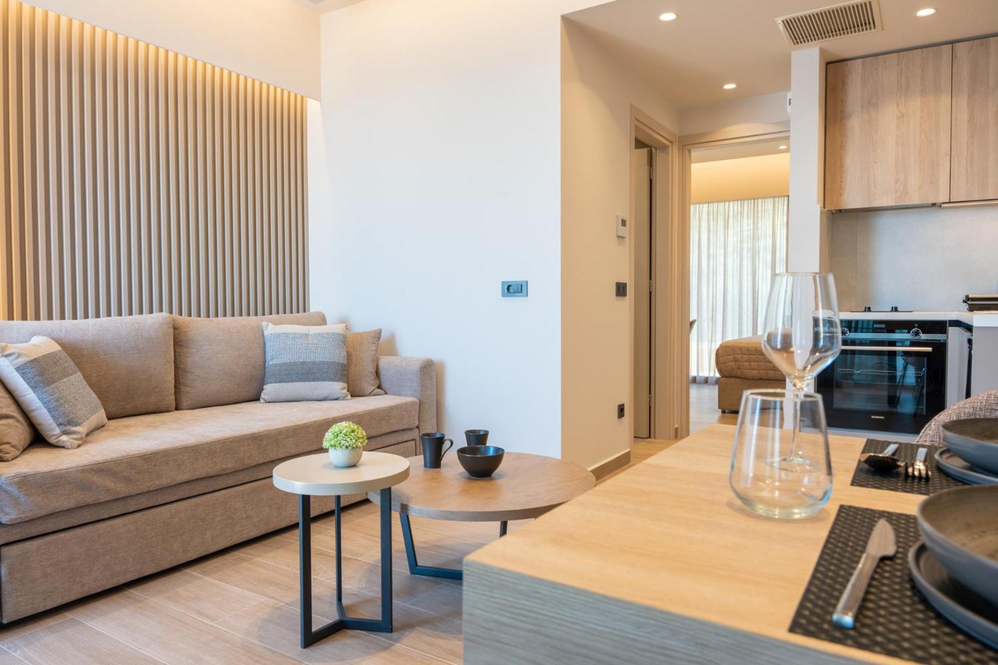 Esthisea Suites Kalamata Exterior foto