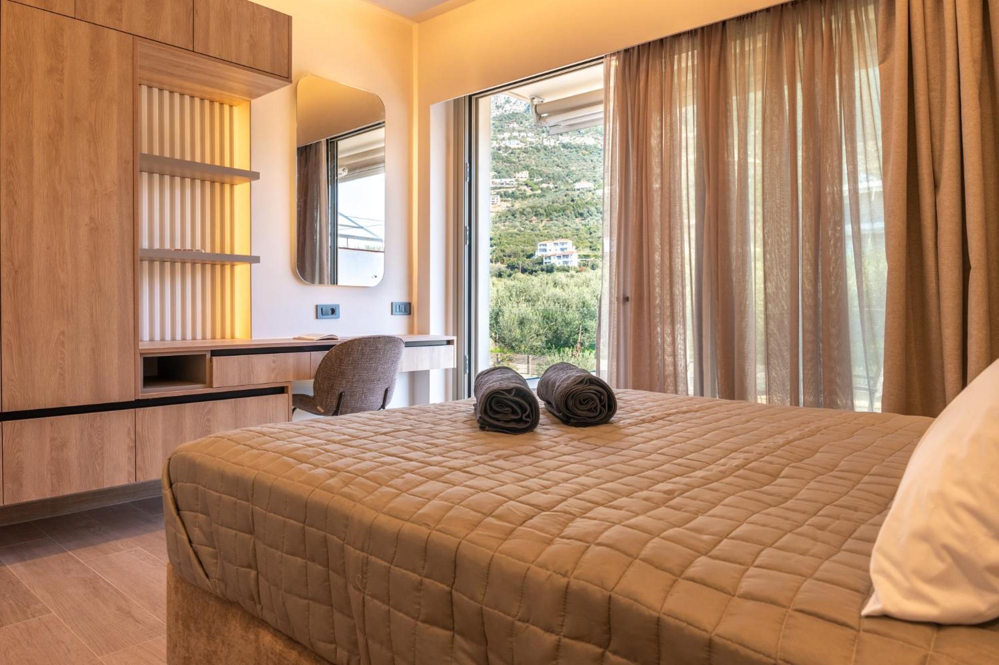 Esthisea Suites Kalamata Exterior foto